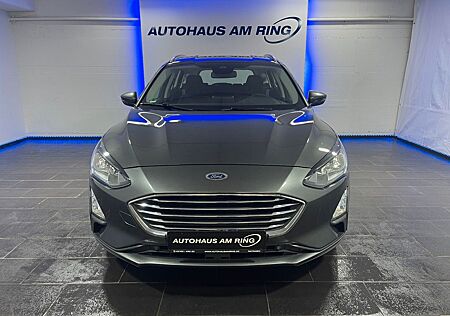Ford Focus Turnier Titanium Aut 1HD KEY ACC NAVI SPUR