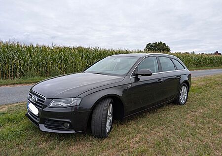 Audi A4 quattro mit Navi, Xenon, B&O, ACC, Standheiz.