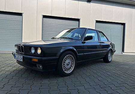 BMW 316i E30 Zwischenmodell