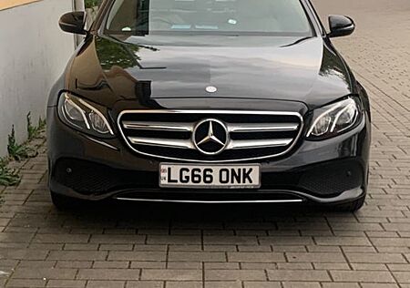 Mercedes-Benz 220 E220 Cdi Premium Plus*RECHTSLENKER*Top!