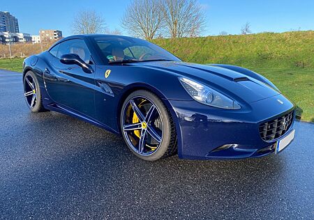 Ferrari California 4.3 V8 2-Sitzer -