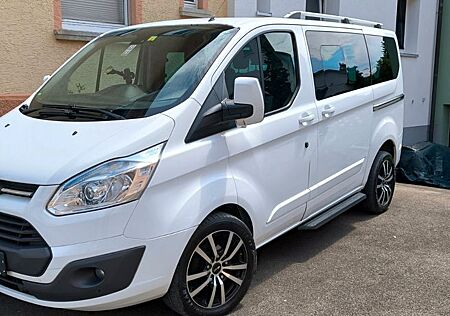 Ford Tourneo Custom