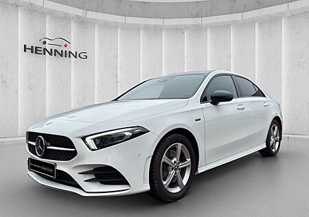 Mercedes-Benz A 250 e Limousine AMG Fahrassistenz Kamera Pano