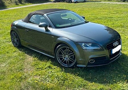 Audi TT Roadster 2.0 TFSI, S-Line, 19" mit 255/35ZR