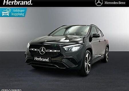 Mercedes-Benz GLA 180 +ADVAN.PLUS+AHK+360°+DISTR.+KEYLESS-GO+