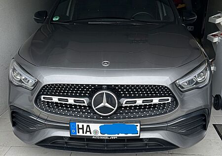 Mercedes-Benz GLA 250 e DCT - AMG Line