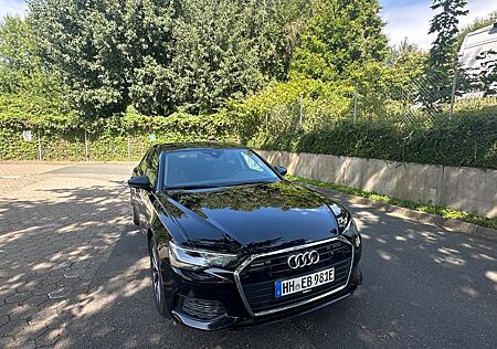Audi A6 50 TFSI e quattro S tronic -