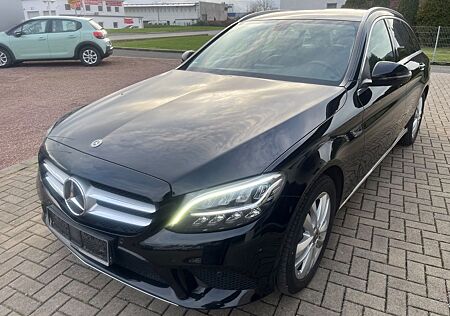 Mercedes-Benz C 180 T CGI,Business Paket Plus,LED High,1.Hd!