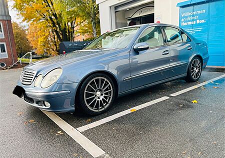 Mercedes-Benz E 240 4MATIC ELEGANCE Elegance