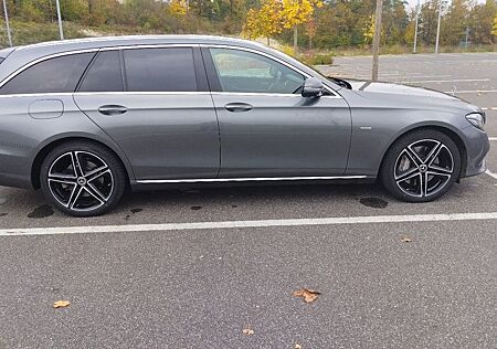 Mercedes-Benz E 400 E400d 4MATIC 360° Widescreen