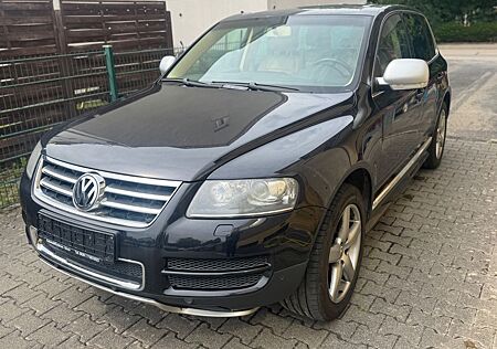 VW Touareg Volkswagen V6 Kong 3.0TDI |STANDHEIZ|AHK|LEDER|