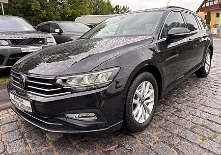VW Passat Variant Volkswagen 2.0 TDI SCR DSG Business AHK Navi