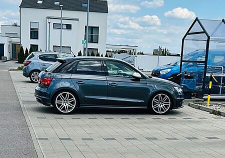 Audi A1 Sportback*3xS line*Stdhzg*Keyless Go*Bose*