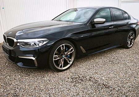 BMW M550d xDrive schwarz HeadUp SoftClose LED MwSt !