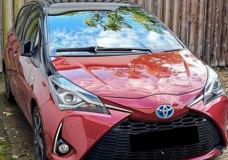 Toyota Yaris 1,5-VVT-i Hybrid Style Selection Panorama