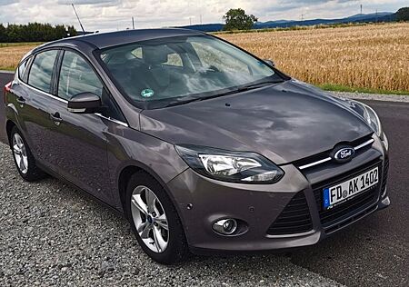 Ford Focus 1,0 EcoBoost 92kW Champions Edition Ch...