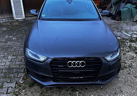 Audi A4 2.0 TDI 140kW multitronic S line Avant S line