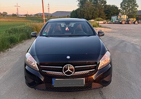 Mercedes-Benz A 200 - Automatik