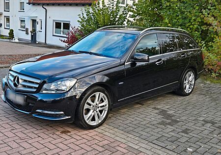 Mercedes-Benz C 220 CDI T AVANTGARDE Navi AHK Teilleder