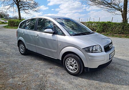 Audi A2 1.2TDI 3L - Servo Klimaautomatik TÜV neu!