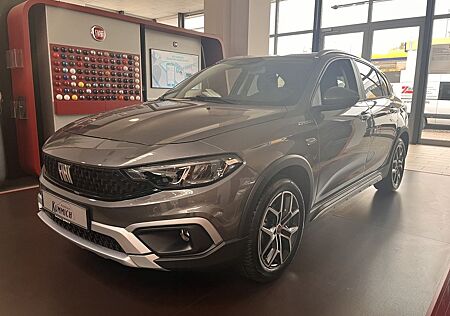 Fiat Tipo 5-Türer Cross 1.6D 130PS