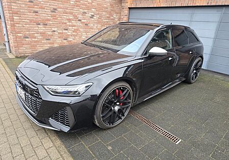 Audi RS6 4.0 TFSI tiptr. quattro - 700 PS 22 ZOLL