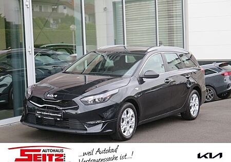 Kia Cee'd Sportswagon Ceed_sw Vision Comfort + Navi Allwetter Apple Ca