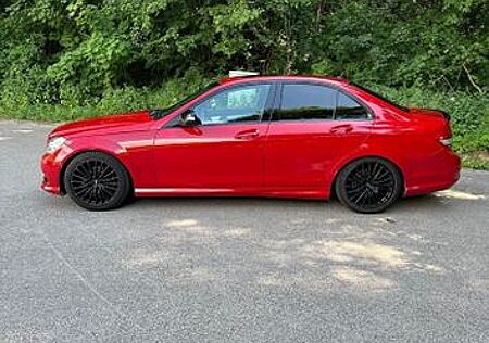 Mercedes-Benz C 300 amg packet sehr laut ..