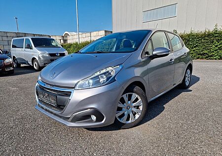Peugeot 208 BlueHDi**100 PS**Active**1.Hand**