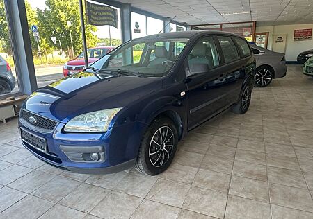 Ford Focus Turnier Ambiente mit neu TÜV!!
