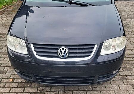 VW Touran Volkswagen 2.0 TDI Highline Highline