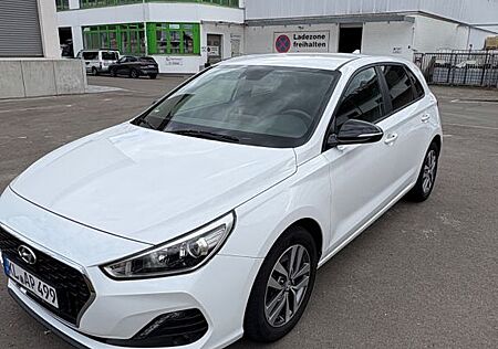Hyundai i30 1.4 Select Select