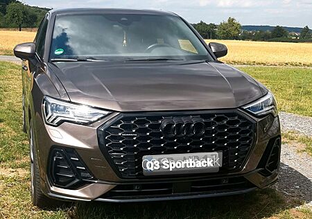 Audi Q3 Sportback 40TFSI quattro S-tronic S-line