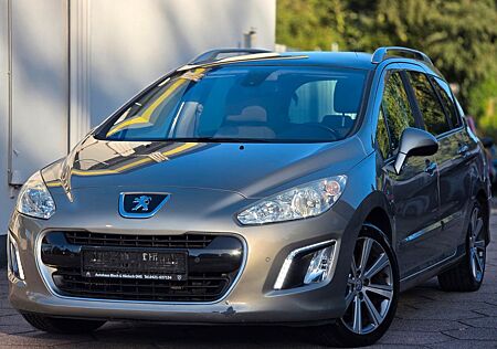 Peugeot 308 SW Allure 1.6 Automatik 7-Sitzer