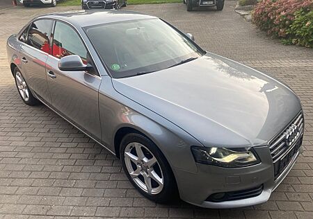 Audi A4 Lim. quattro 2.0TDI Xen Klima ZR NEU Serv NEU