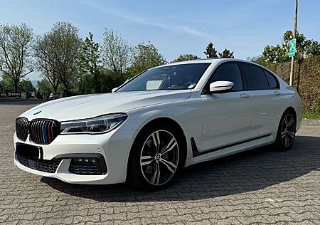 BMW 740d xDrive - M-Sport/Laser/Massage/360Cam/H&K