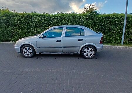 Opel Astra 1.8 16V Edition 2000 Edition 2000