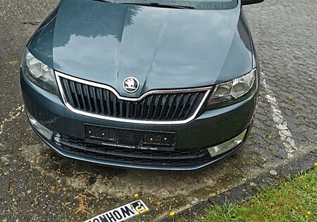 Skoda Rapid 1.4 TSI DSG Drive Spaceback Drive
