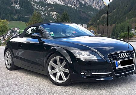 Audi TT Roadster 3.2 S tronic quattro -
