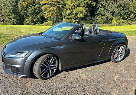 Audi TT Roadster 2.0 TFSI -