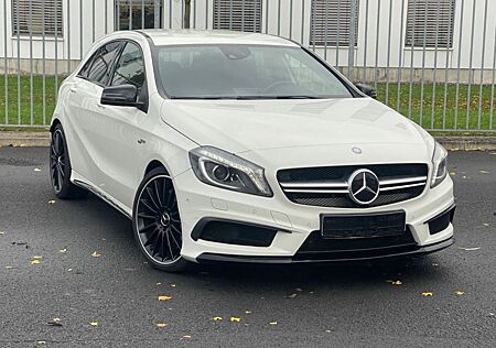 Mercedes-Benz A 45 AMG 4Matic BiXenon PDC Navi rote Gurte