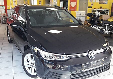 VW Golf Volkswagen VIII Variant Life