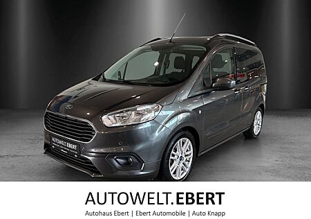 Ford Tourneo Courier Titanium
