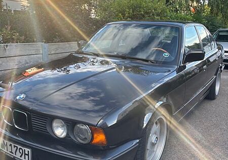 BMW 520i