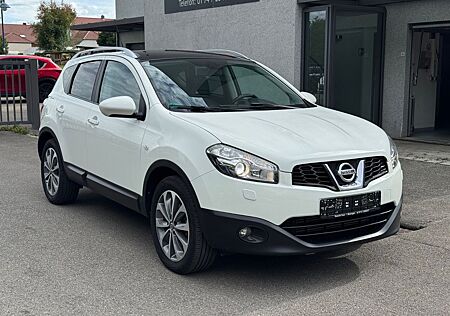 Nissan Qashqai Tekna 4X4..PANORAMA..LEDER..