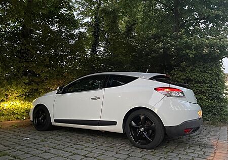 Renault Megane Coupé Night & Day TCe 130 Night & Day