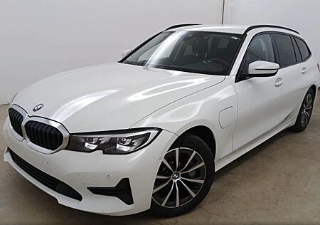 BMW 330 e Advantage*HiFi*Shadow*Privacy*ShZ