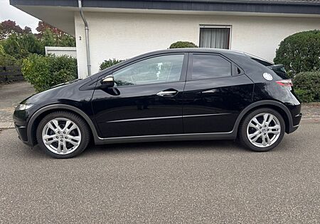 Honda Civic gebraucht kaufen Honda Civic 2.2i-CTDi Executive 1 Hand Scheckheft