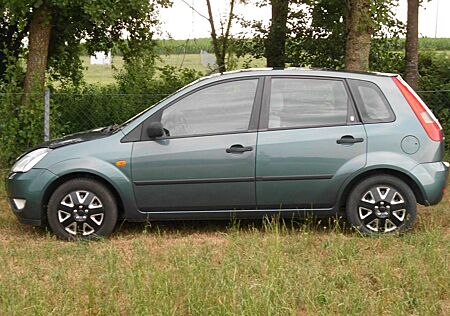 Ford Fiesta 1.4 16V Ghia Ghia