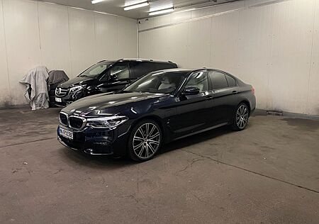 BMW 530e xD MSport/Softclose/HeadUp/Massage/H&K/ACC